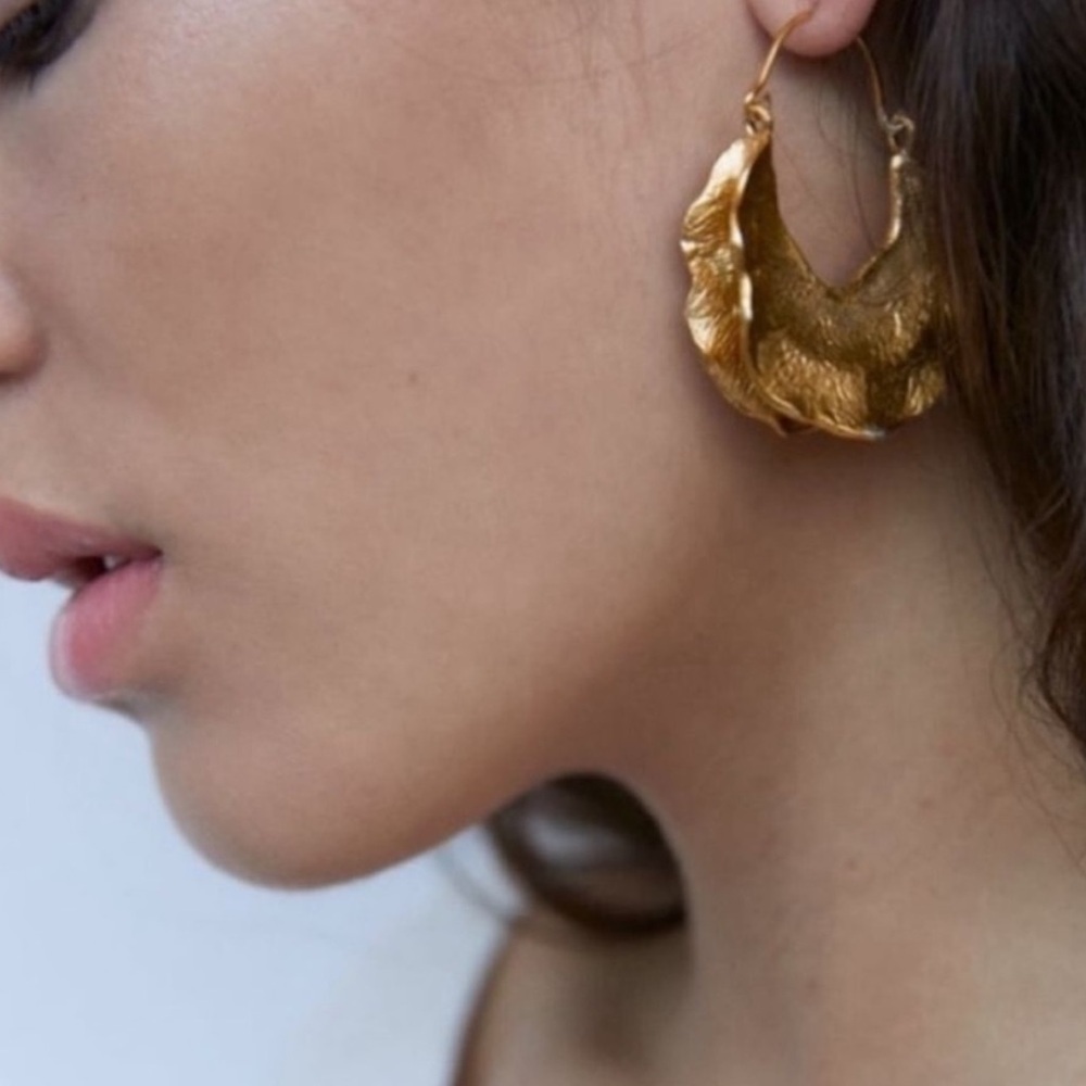 Zara Gold Crescent Hoop Earrings - Picture 5 of 11